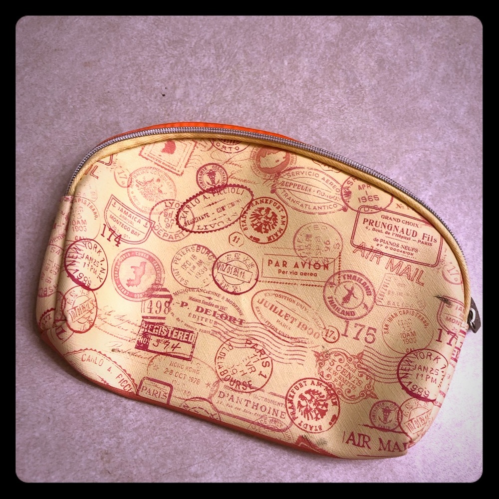 Assorted makeup bags